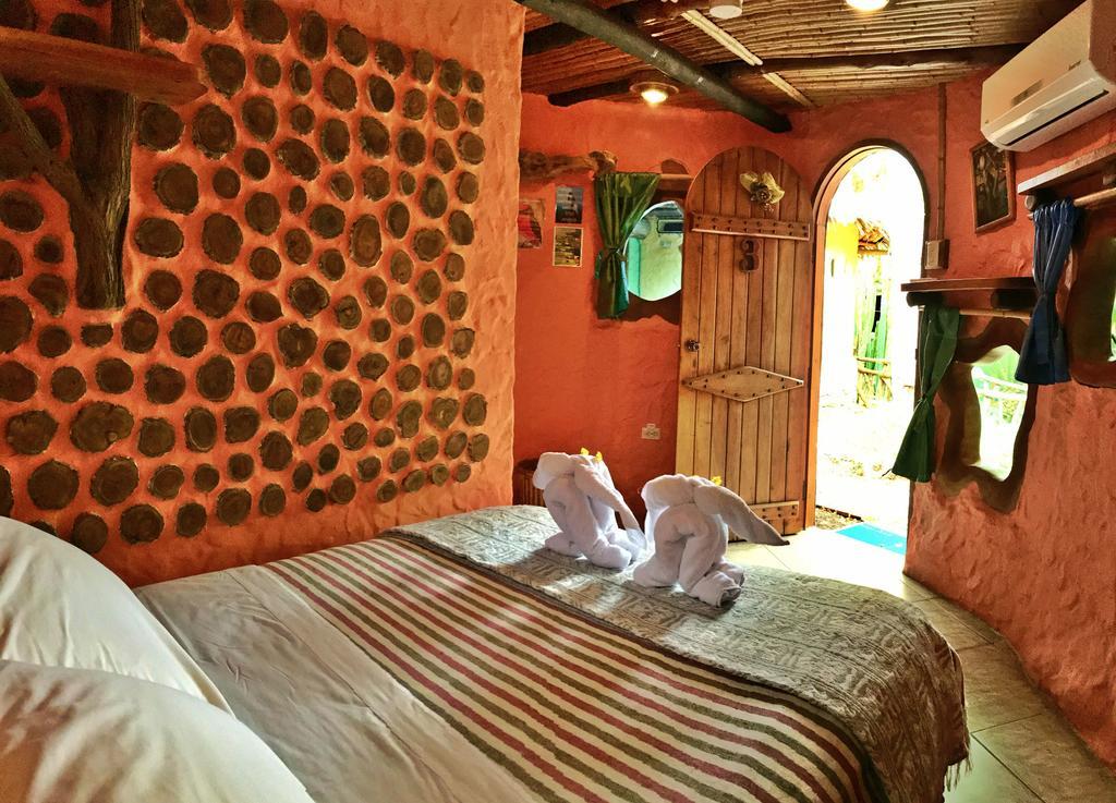 Lonesome George Ecolodge Puerto Ayora  Eksteriør bilde